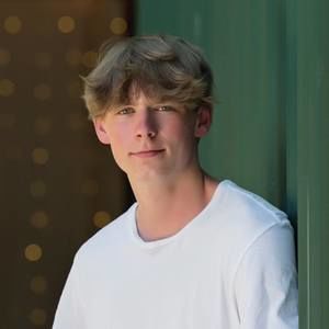 Meet your Posher, Liam